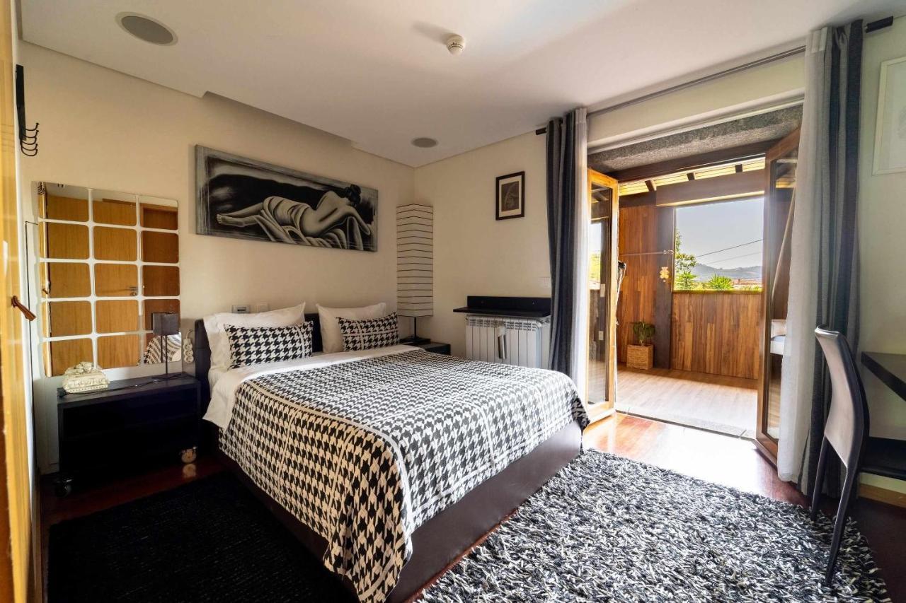 Casas Casal Do Carvalhal - Agroturismo Amares Kültér fotó