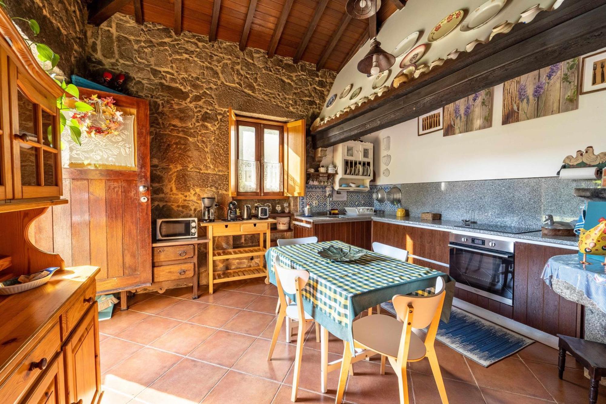 Casas Casal Do Carvalhal - Agroturismo Vendégház Amares Szoba fotó